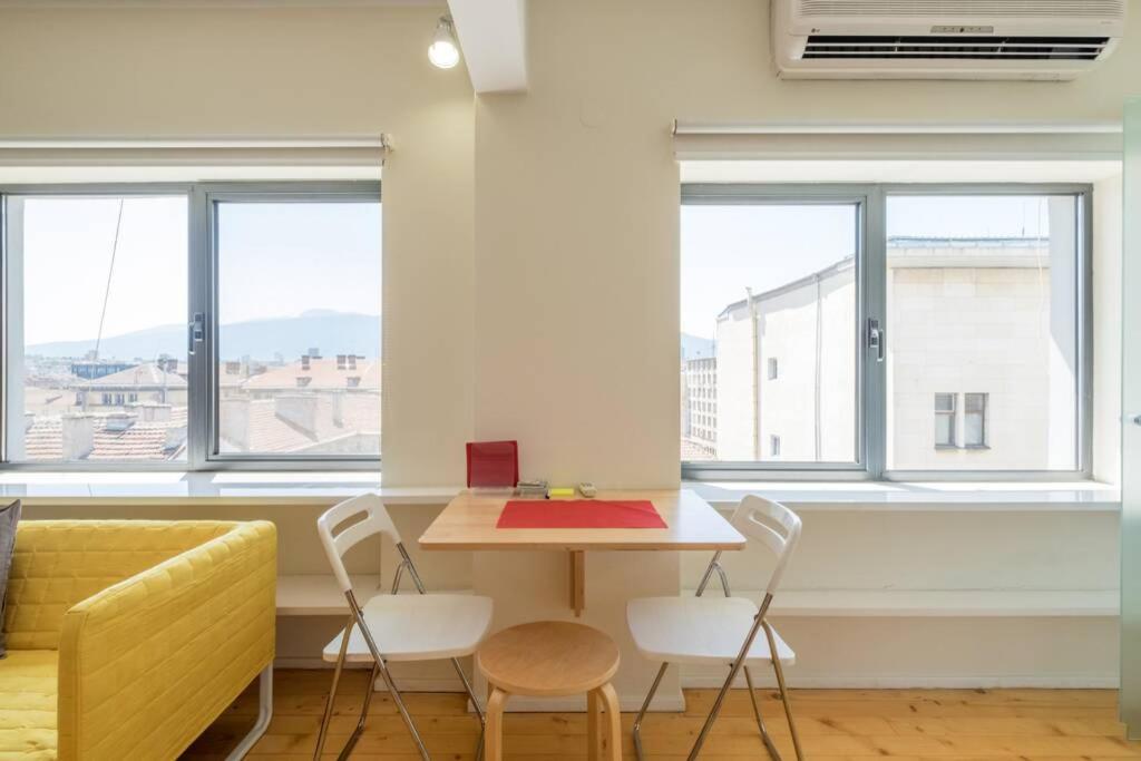 Home Is Where The Heart Is ~ 1-Bdr Central Charm Sofia Esterno foto